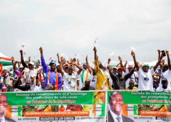 Côte d’Ivoire: Des milliers de producteurs rendent hommage à Ouattara et décident de payer sa caution présidentielle