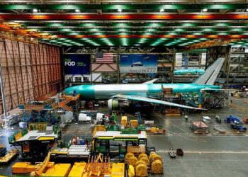 Etats-Unis : Le personnel des usines du groupe Boeing en grève