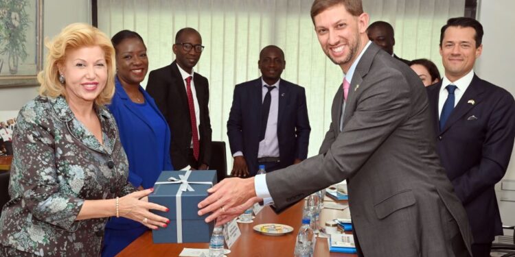 Lutte contre le Travail des Enfants : Mme Ouattara échange avec une délégation de l’entreprise Hershey