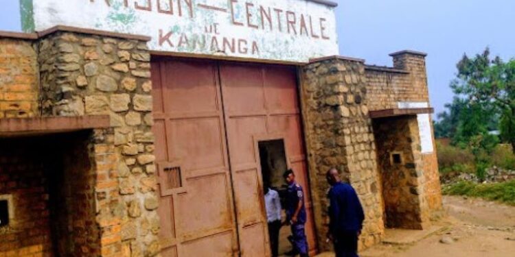 RDC : L’opposition exige une enquête après la mort de plus de 129 détenus dans une prison de Kinshasa