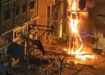 Israël : Le Hezbollah cible des installations militaires et sème la terreur dans plusieurs villes