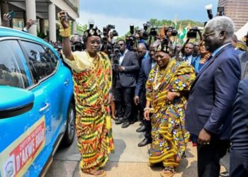 Don de véhicules aux chefs Atchan: Les dessous du geste du pouvoir Rhdp