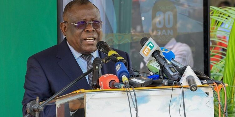 Cissé Bacongo : Un personnage désormais encombrant pour le régime?