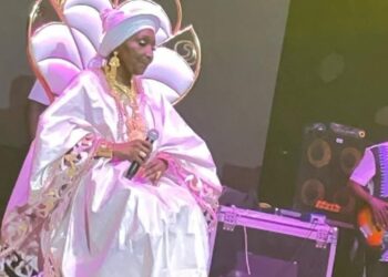 50 ans de musique d’Aïcha Koné : Issa Sangaré lie le fiasco de la Diva à son soutien à l’AES
