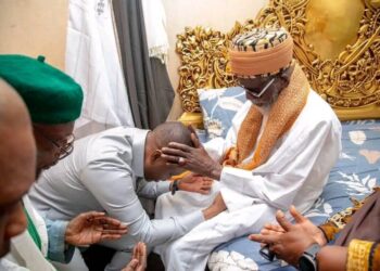 Ghana: Guillaume Soro reçoit les bénédictions du Grand Imam âgé de 105 ans