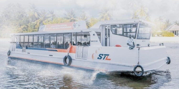 Transport lagunaire: Comment la Sotra a été détrônée par les nouvelles sociétés