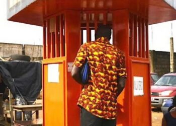 Vendeurs et réparateurs de téléphones, gérants de cabine, agences money…: Un écosystème qui génère des milliers d’emplois