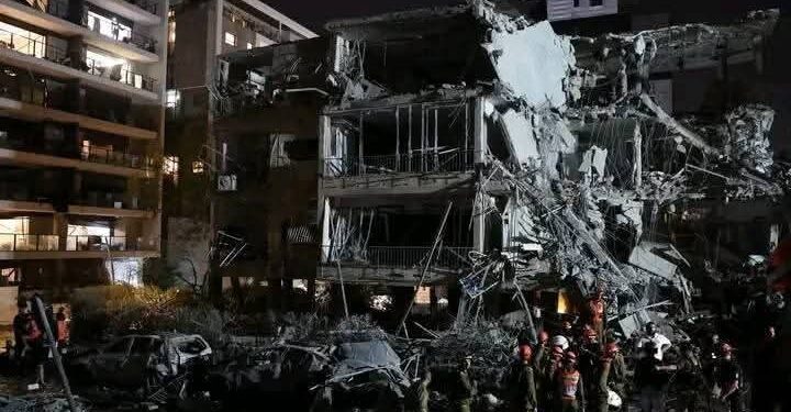 Israël : 13 morts et 380 blessés après des frappes iraniennes