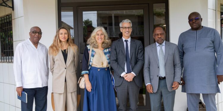 Présidentielle 2025 : Une délégation de l’Union européenne rencontre Laurent Gbagbo