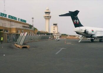 Burkina : Création d’une société publique de gestion du secteur aéroportuaire