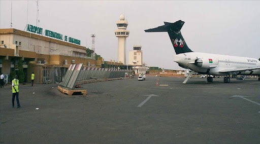 Burkina : Création d’une société publique de gestion du secteur aéroportuaire