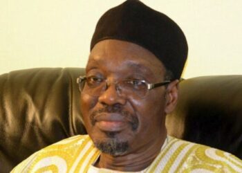 Issa Tchiroma à Paul Biya: «Un pays ne peut exister au service d’un homme»