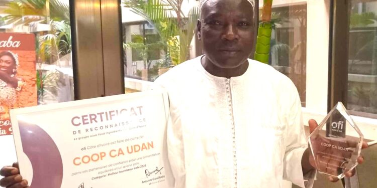 Café-Cacao : OLAM décerne le Prix du Meilleur fournisseur de Café 2025 à la Coopérative UDAN
