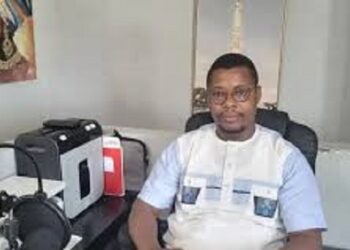 Côte d’Ivoire : Le ROADDH appelle à la protection du journaliste réfugié Sossoukpe, enlevé à Abidjan
