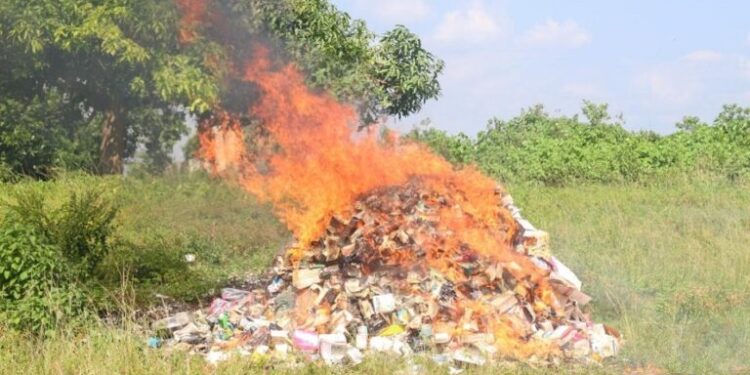 Côte d’Ivoire : Plus de 5 tonnes de drogues et médicaments illicites incinérés à Guiglo 