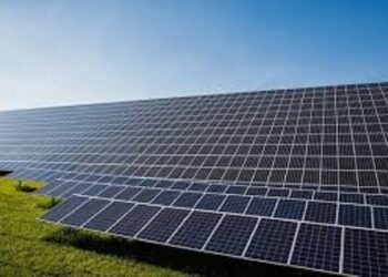 Burkina : Une centrale solaire avec stockage pour transformer le paysage énergétique