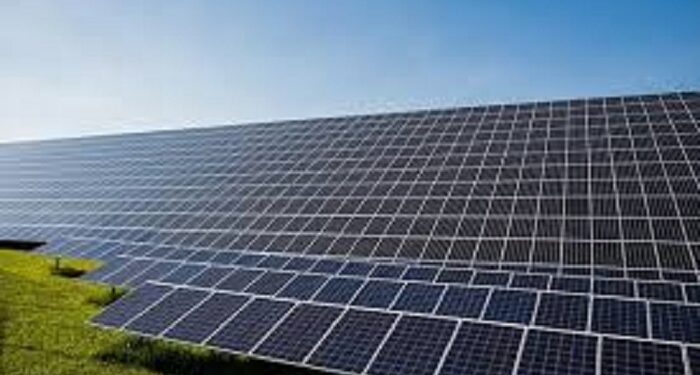Burkina : Une centrale solaire avec stockage pour transformer le paysage énergétique