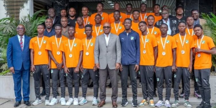 Foot/Jeux Africains Scolaires : Les Éléphanteaux honorés par la Fif