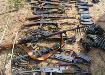 Burkina : Une centaine de terroristes neutralisés à Kantchari, un stock d’armes saisi