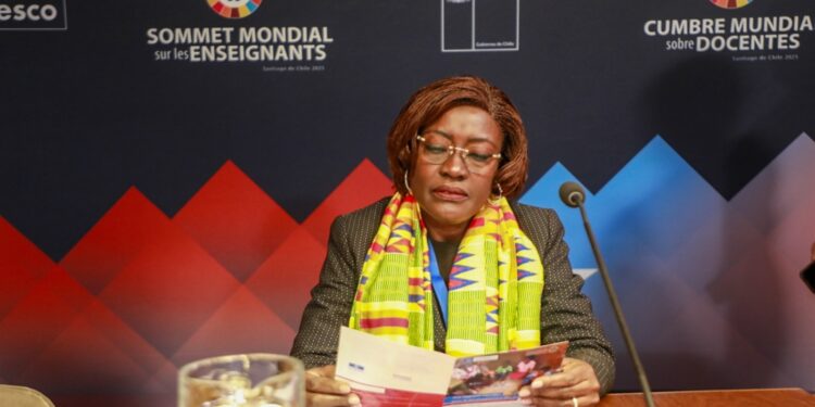 L&rsquo;Afrique face à une pénurie d&rsquo;enseignants : Le modèle ivoirien mis en avant par Mariatou Koné