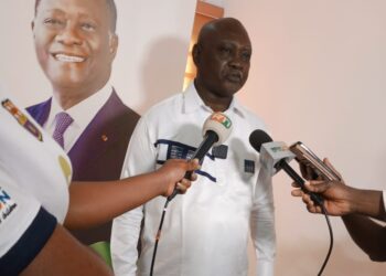 Côte d’Ivoire : Les ESCOM rendent hommage à Ouattara pour les actions majeures d’innovation sociale