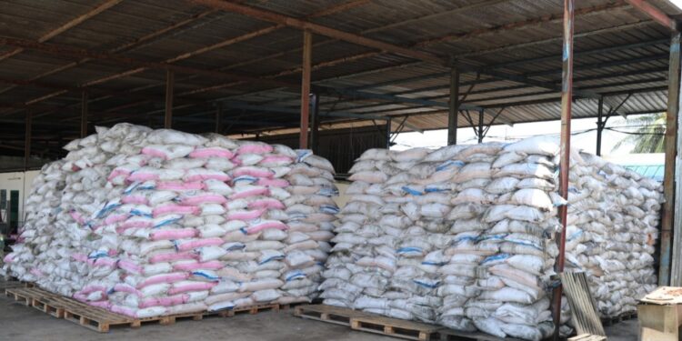 Côte d’Ivoire : 110 tonnes de sucre frauduleux saisis