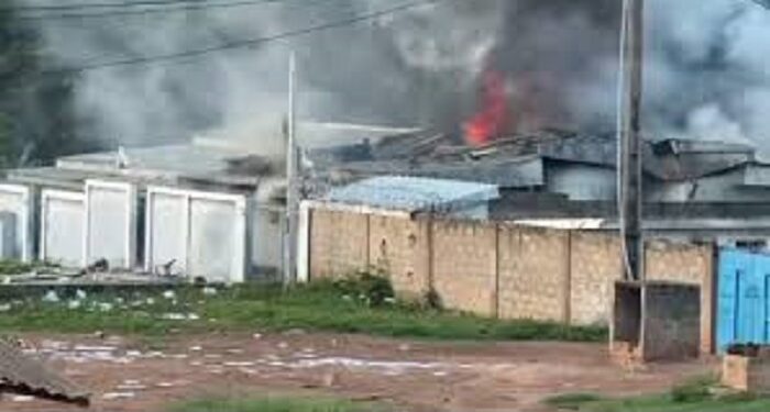 Présidentielle : La CEI rassure sur la tenue du scrutin malgré l’incendie de son siège à Yamoussoukro