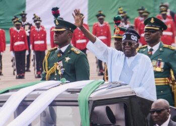 Nigeria : Le président Tinubu opère des changements à la tête de l’armée