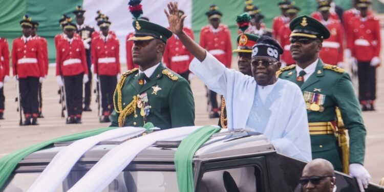 Nigeria : Le président Tinubu opère des changements à la tête de l’armée