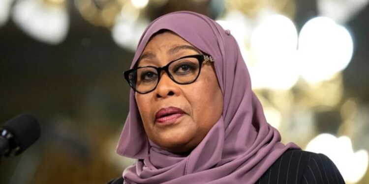 Tanzanie : Samia Suluhu Hassan réélue avec 97,66 % des voix sur fond de violences meurtrières