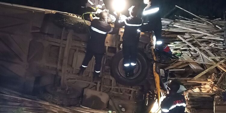 Zoukougbeu : Trois morts dans une collision entre un car et un tracteur
