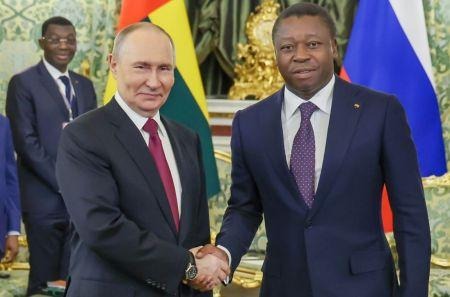 Lutte contre le terrorisme au Sahel : Gnassingbé mise sur le soutien du kremlin
