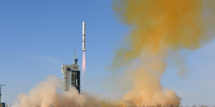 Chine: Un satellite algérien de télédétection a été placé sur orbite avec succès