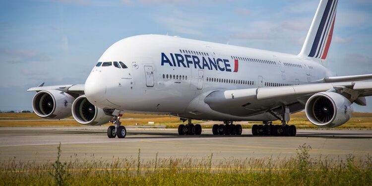 Côte d’Ivoire : Pourquoi un avion d’Air France a été immobilisé à l’aéroport d’Abidjan?