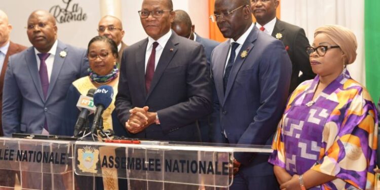 Côte d’Ivoire : Les filières coco et karité intégrées aux conseils coton-anacarde et hévéa-palmier à huile