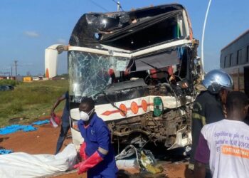 Port-Bouët : Un mort et neuf blessés dans une collision entre un car et un camion