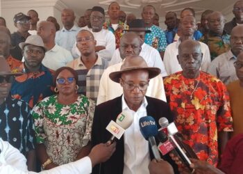 Crise du cacao : L’UNSCAL-CI craint un regain du travail des enfants et interpelle Dominique Ouattara