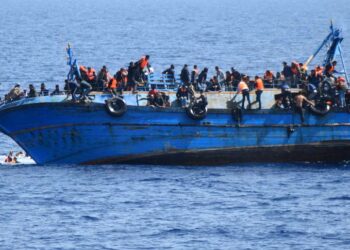 Libye : 70 migrants portés disparus dans le naufrage d’une embarcation