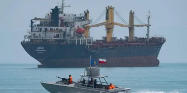 Détroit d’Ormuz : 15 navires ont franchi la zone après autorisation de l’Iran