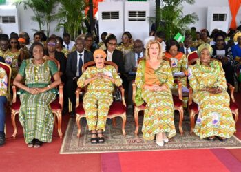 Fête des mères : Dominique Ouattara, Henriette Bédié et Simone Gbagbo réunies à Aboisso