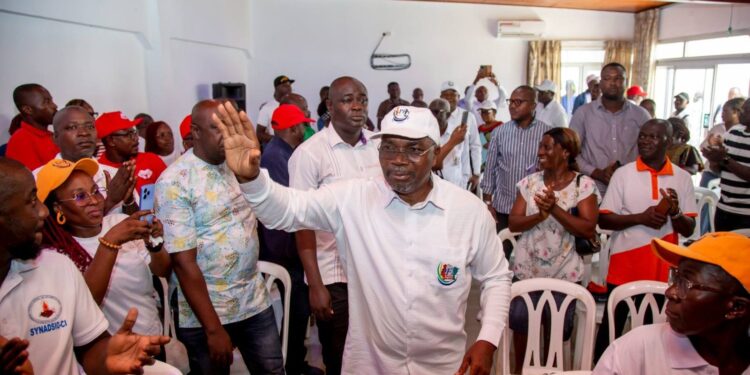 Côte d’Ivoire : Des syndicats menacent de rompre la trêve sociale face à des revendications non satisfaites