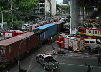 Thaïlande : Huit morts et 35 blessés dans une collision entre un bus et un train