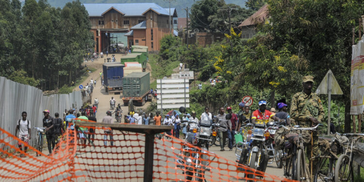 Ebola: L’Ouganda ferme sa frontière avec la RDC pour contenir le virus