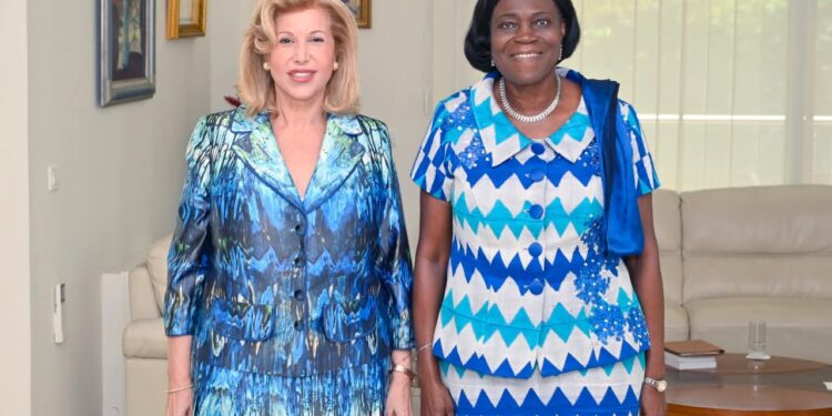 Côte d’Ivoire : Pourquoi Simone Gbagbo a rendu visite à Dominique Ouattara