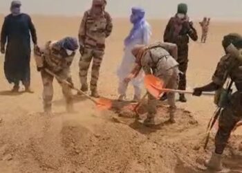 Niger : 49 migrants meurent de soif dans le désert après la panne de leur camion