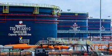 Nigeria : La raffinerie Dangote atteint un record de 700 000 barils par jour