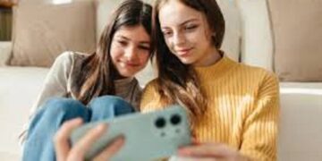 Royaume-Uni : Les réseaux sociaux interdits aux moins de 16 ans dès 2027