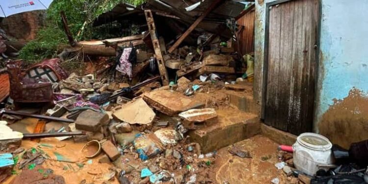 Attécoubé : Au moins 12 morts après un glissement de terrain