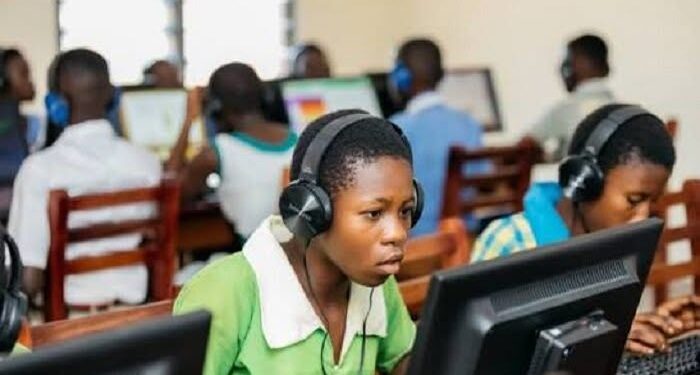 Ghana : L’IA et la robotique bientôt intégrées au primaire pour les emplois de demain