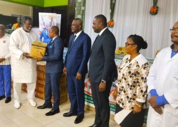 Cancer pédiatrique : La Fondation Gadji Celi soutient l’unité d’oncologie du CHU de Treichville